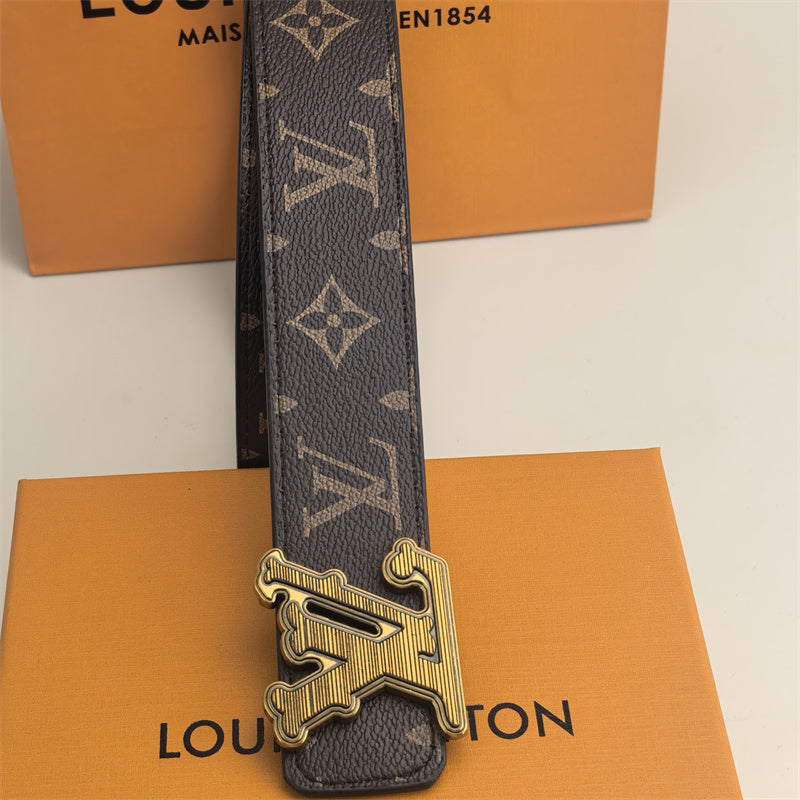 Horizontal Textured Buckle Belt (Brown Pattern)
