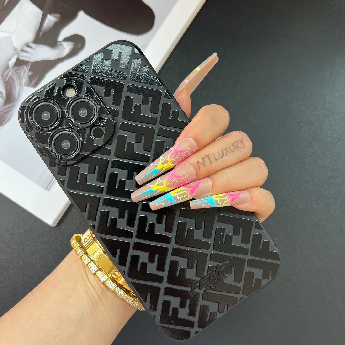 Black Trendy Phone Case ( FF )
