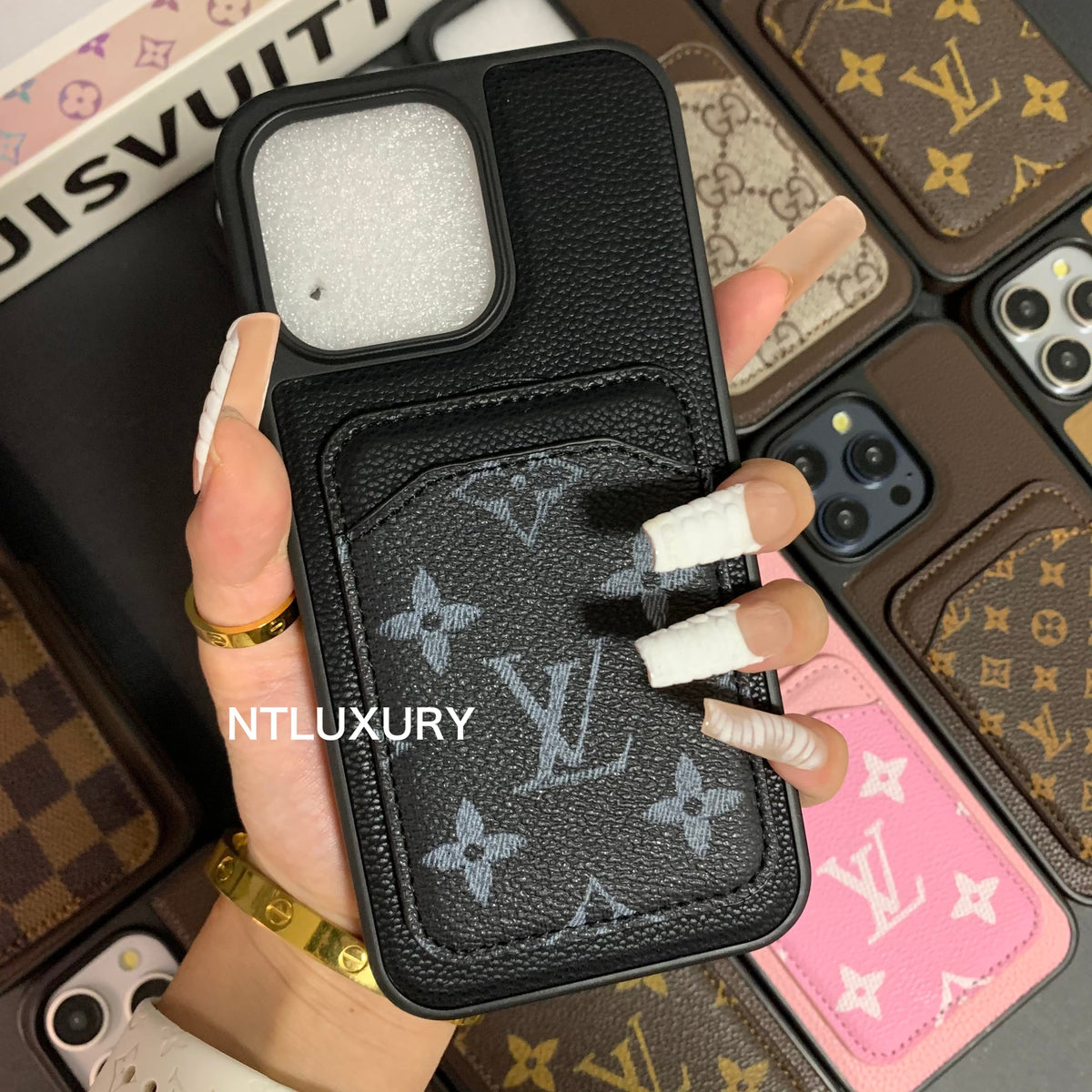 Coque de téléphone MagSafe avec poche pour cartes (Black Love)