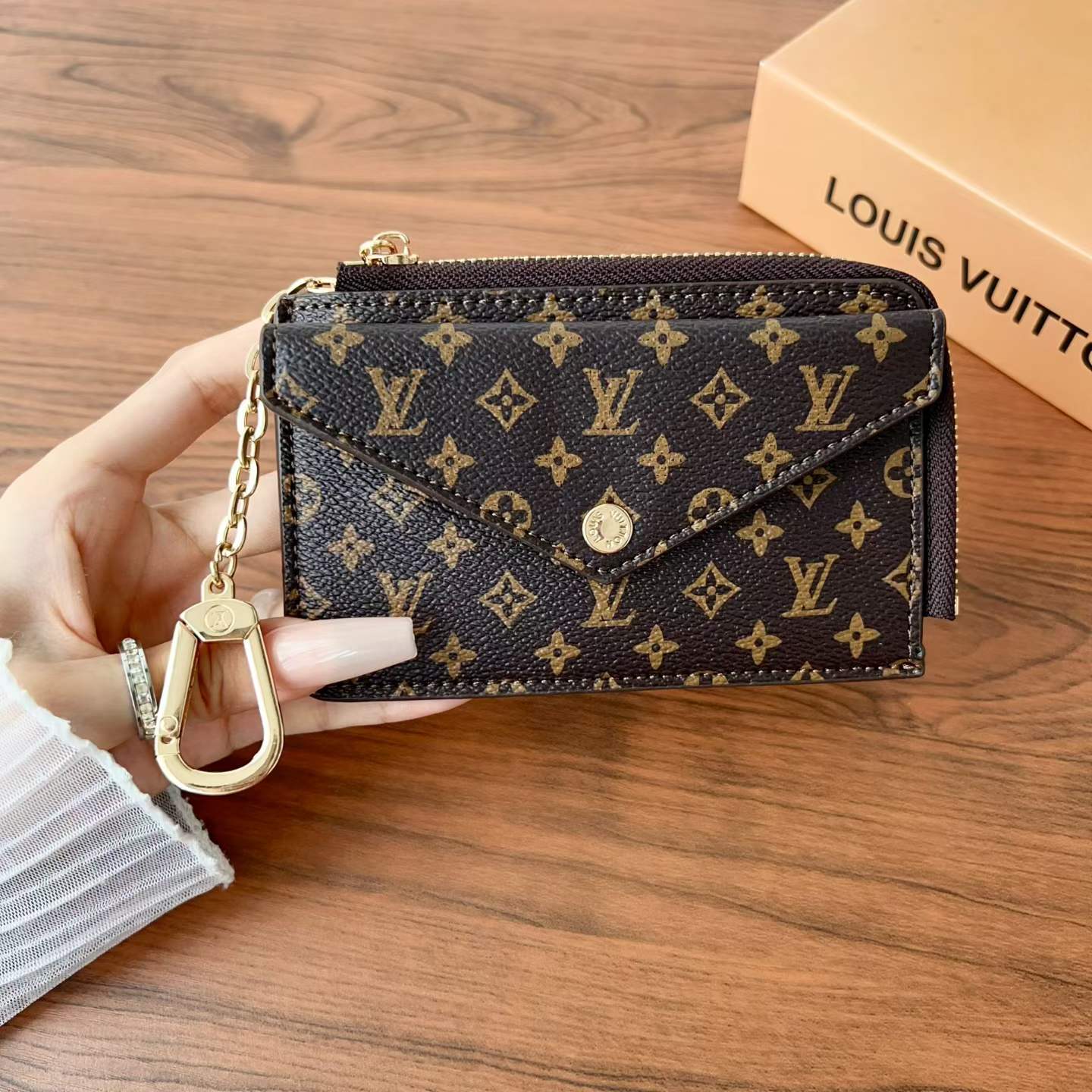 Love Girl Fancy Wallet (Traditional)