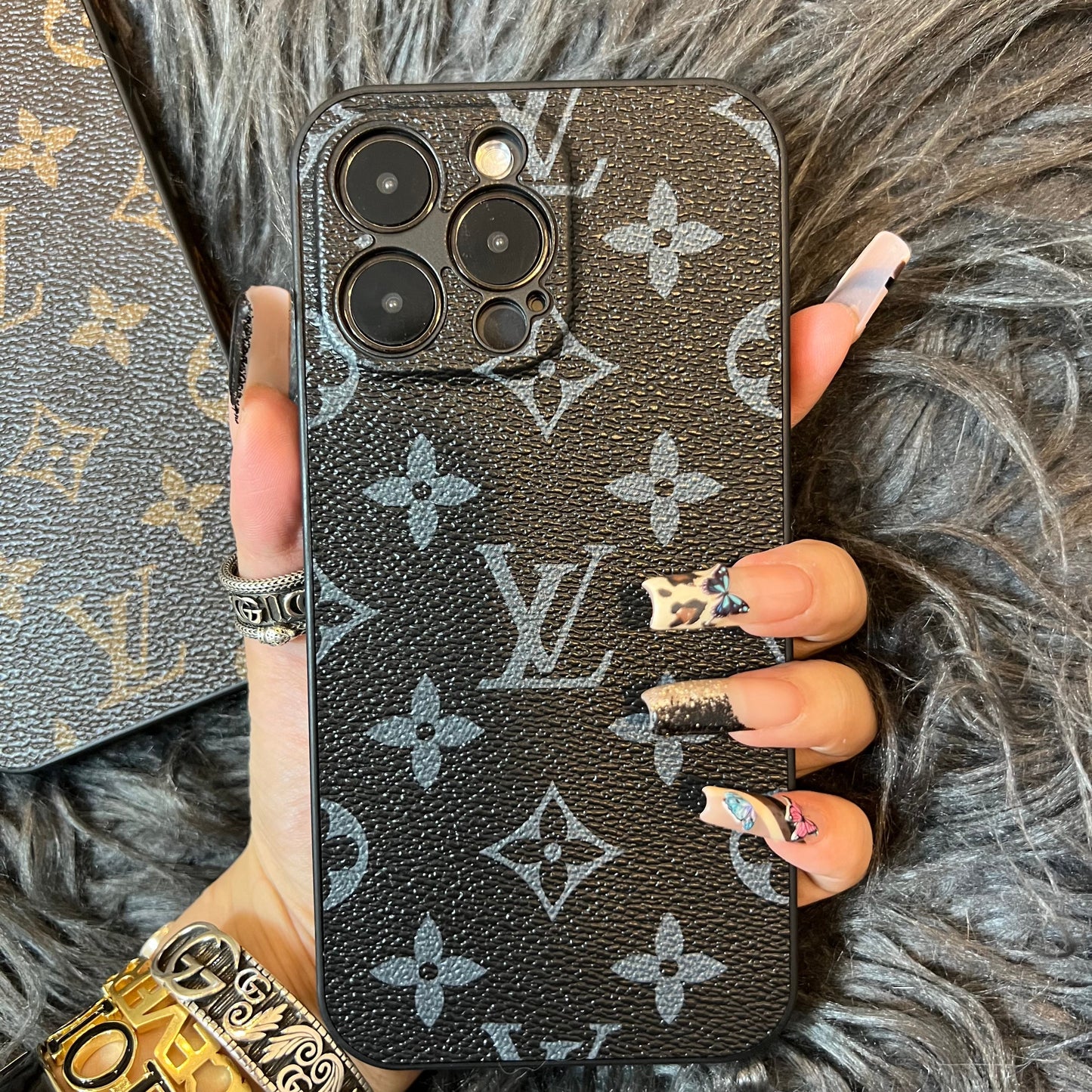 Black Love Phone Case With Camera Protection