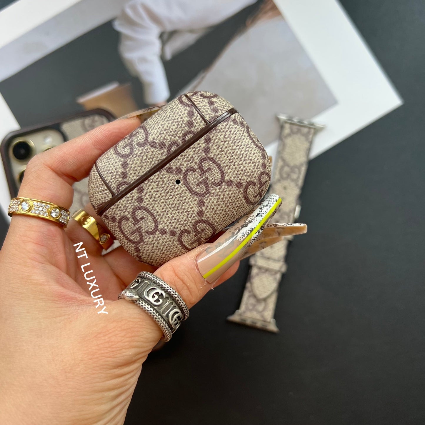Traditional Touch Airpods Case (G)
