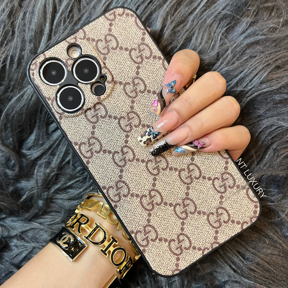 Bonne coque de téléphone avec protection de l'appareil photo