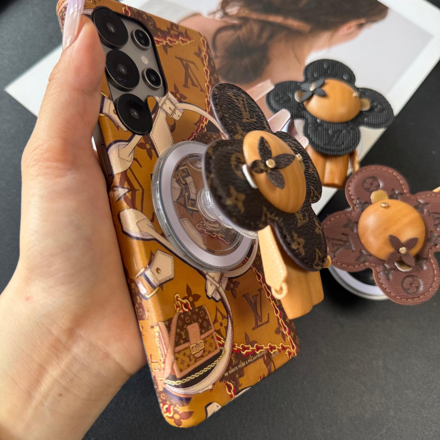 Vivian Floral Love Samsung Case with Magsafe Holder