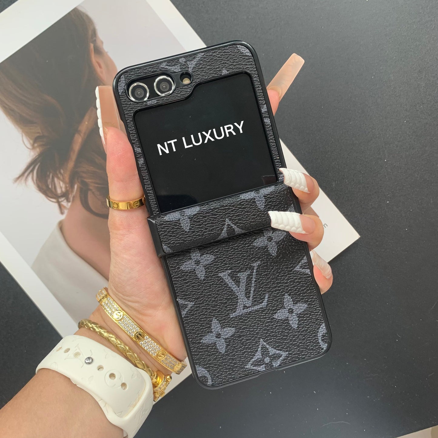 Traditional Floral Samsung Case For Z-Flip Series