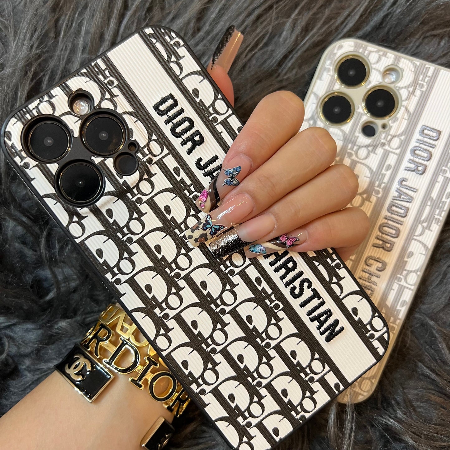 Dore Phone Case With Camera Protection