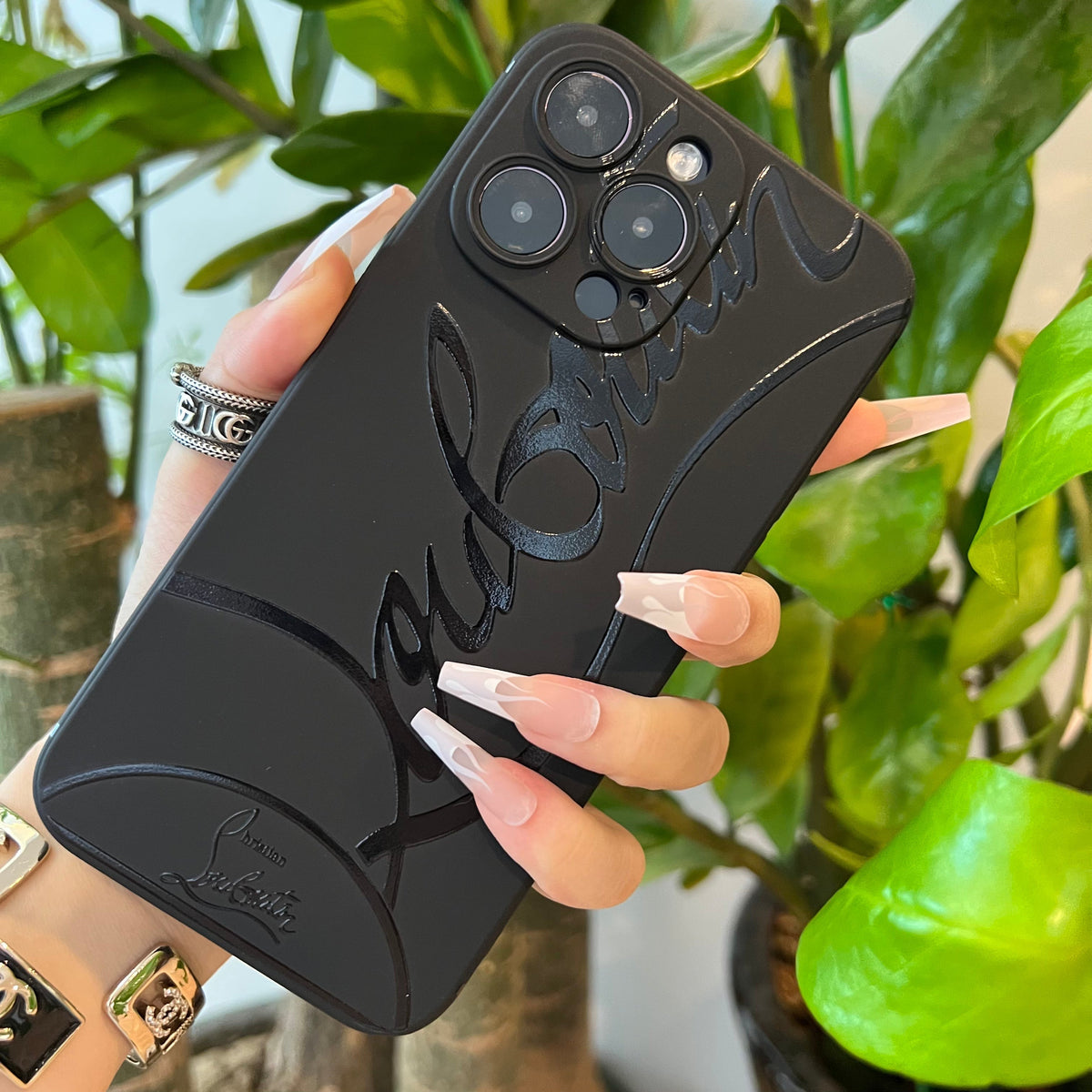 Coque de téléphone noire tendance (LBT)