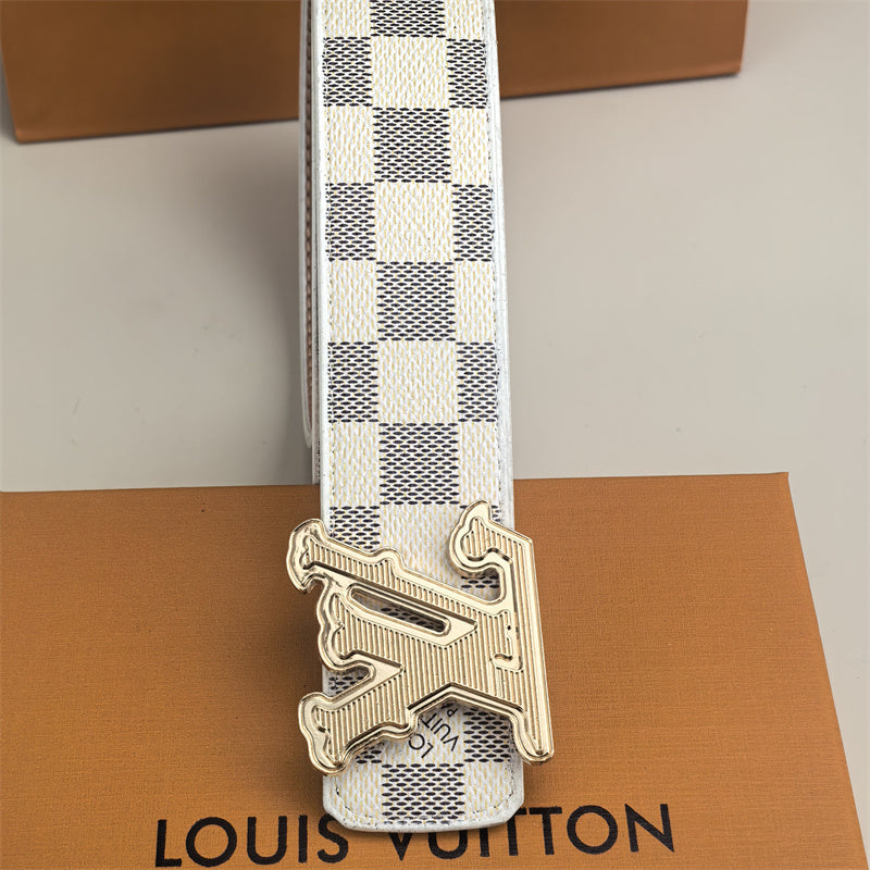 Horizontal Textured Buckle Belt (White Latticed)