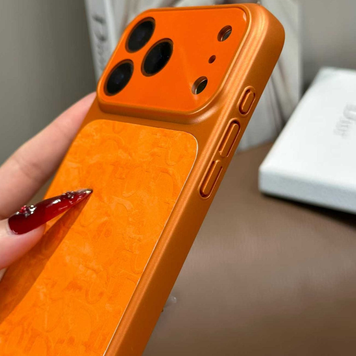Coque de téléphone motif orange sophistiqué