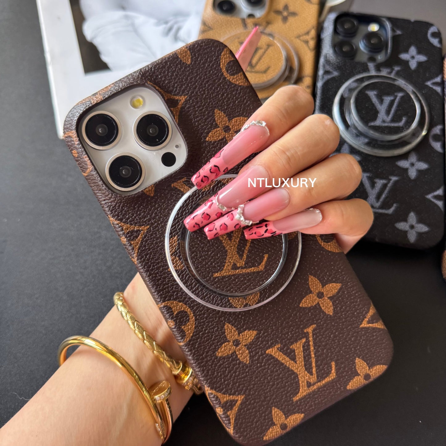 Traditional Love Phone Case with MagSafe Holder For iPhone (Big Love)