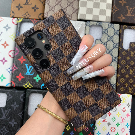Traditional Love Samsung Case (Brown Latticed)