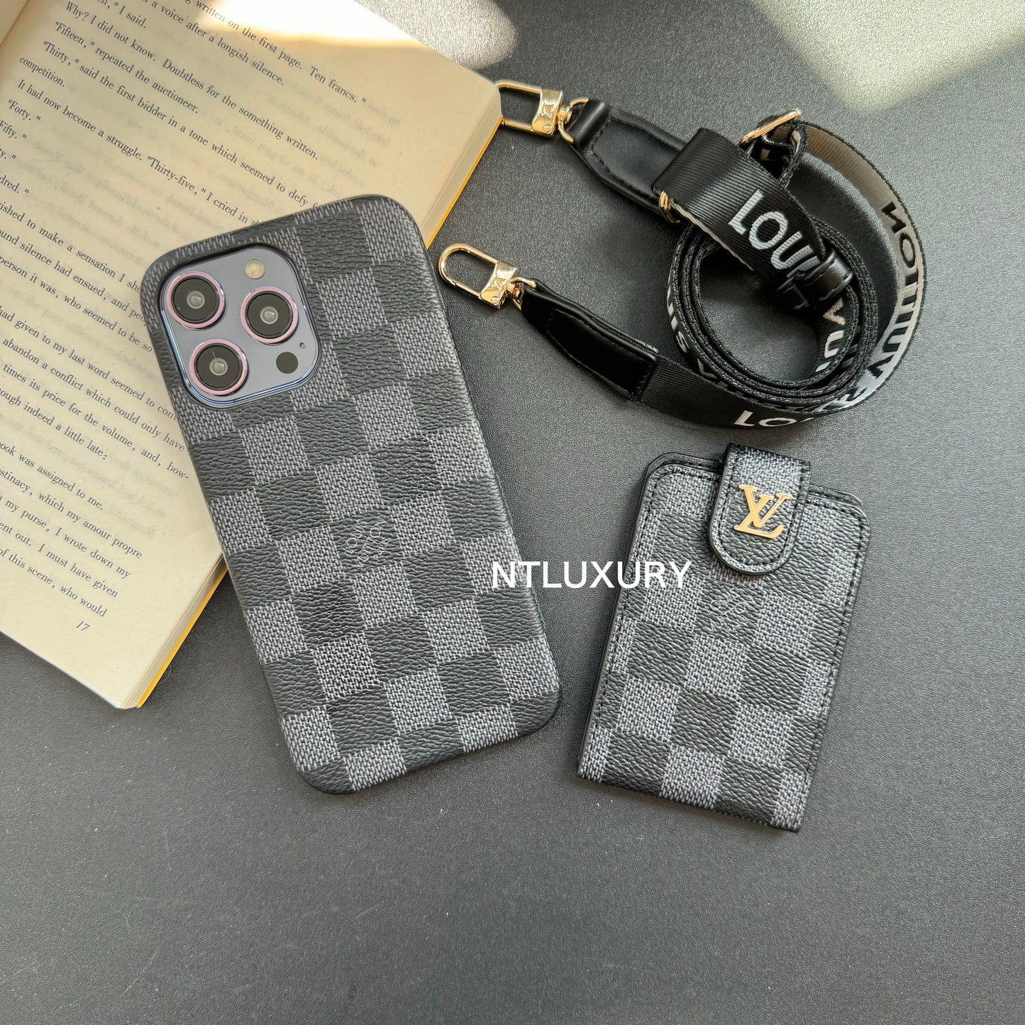 Downside Pocket Design Samsung Case (3 Pieces)