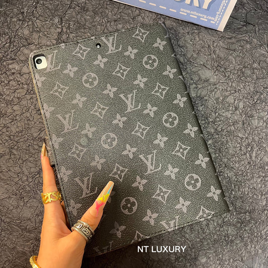 Cute Fancy iPad Case (Black Love)