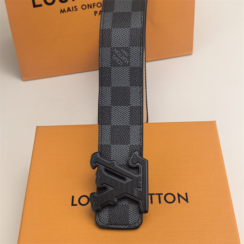 Horizontal Textured Buckle Belt (Black Latticed)