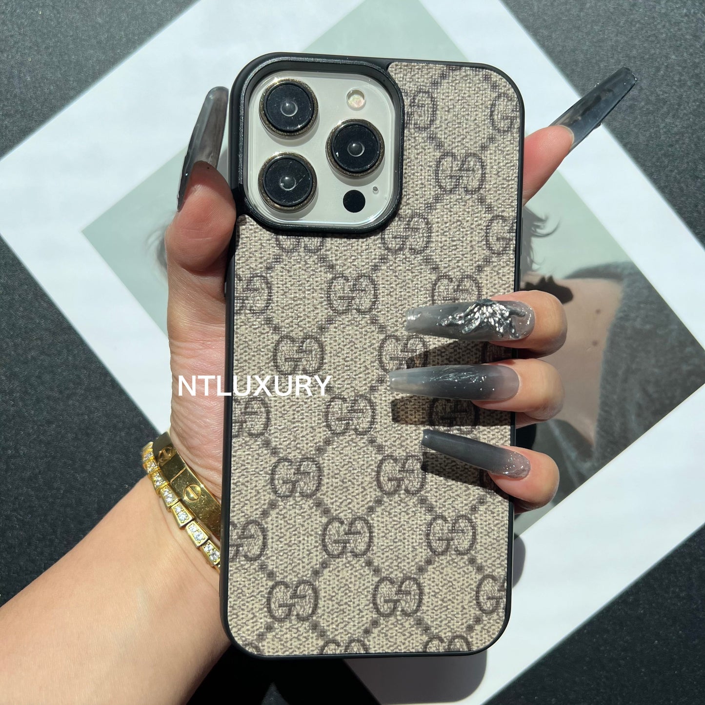 Traditional Love Phone Case (G)