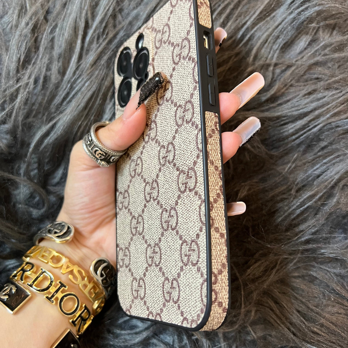 Bonne coque de téléphone avec protection de l'appareil photo