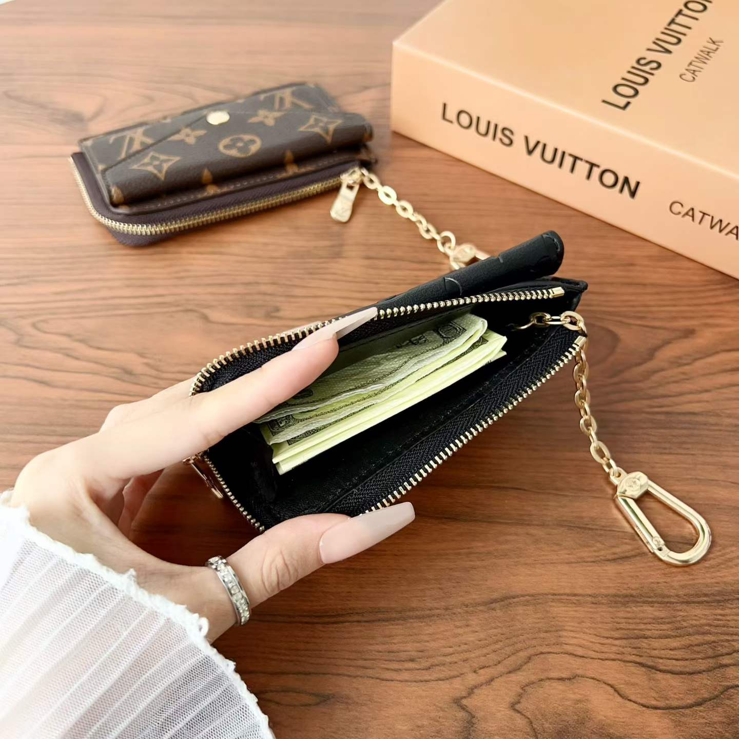 Love Girl Fancy Wallet (Traditional)