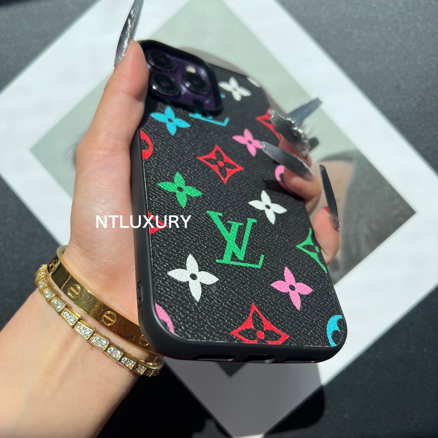 Traditional Love Phone Case (Fancy Big Love - Black)