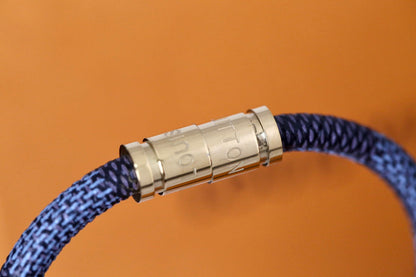 Pulsera con diseño de 4 colores