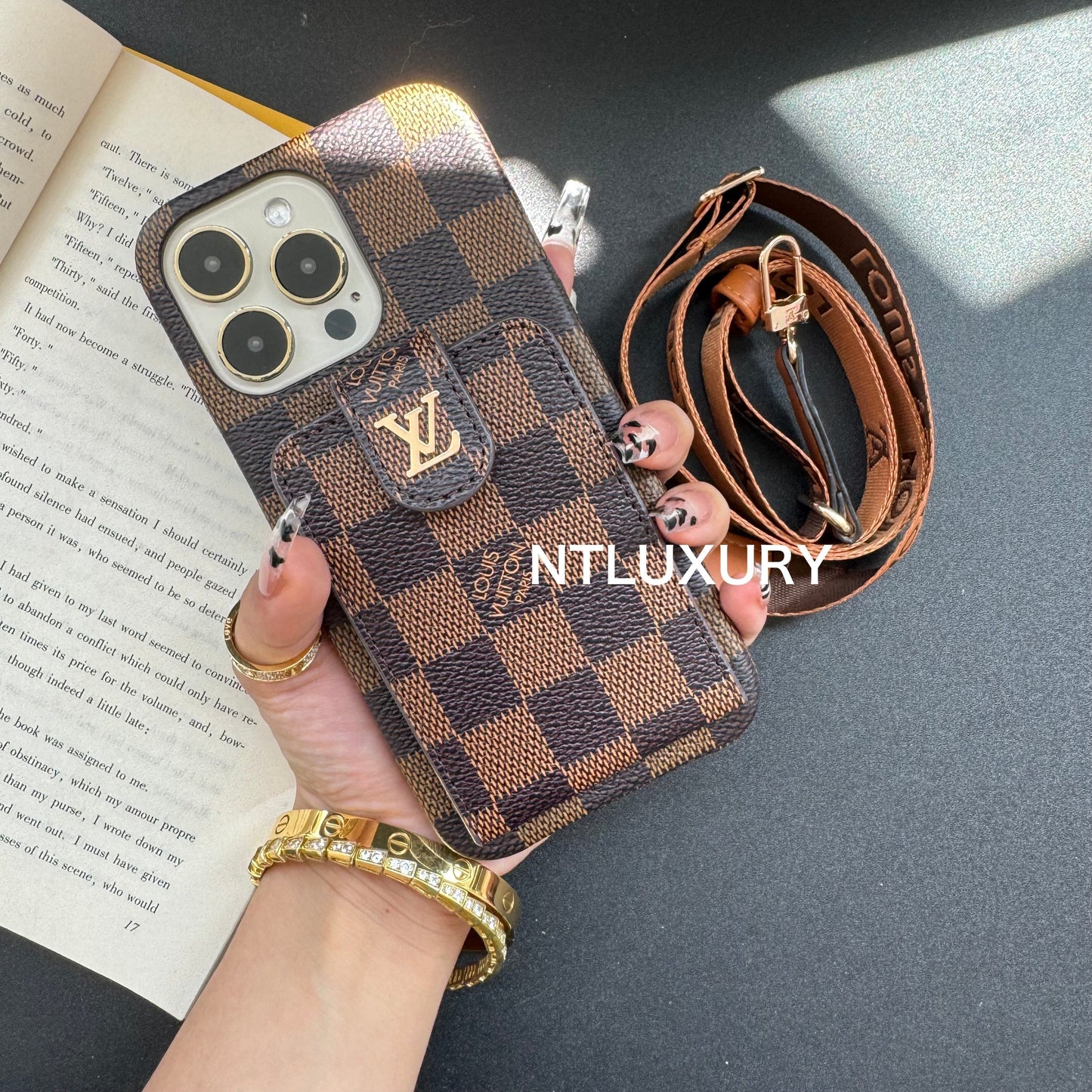 Downside Pocket Design Samsung Case (3 Pieces)