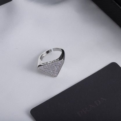 Anillo Abierto de Moda con Triángulo de Diamantes