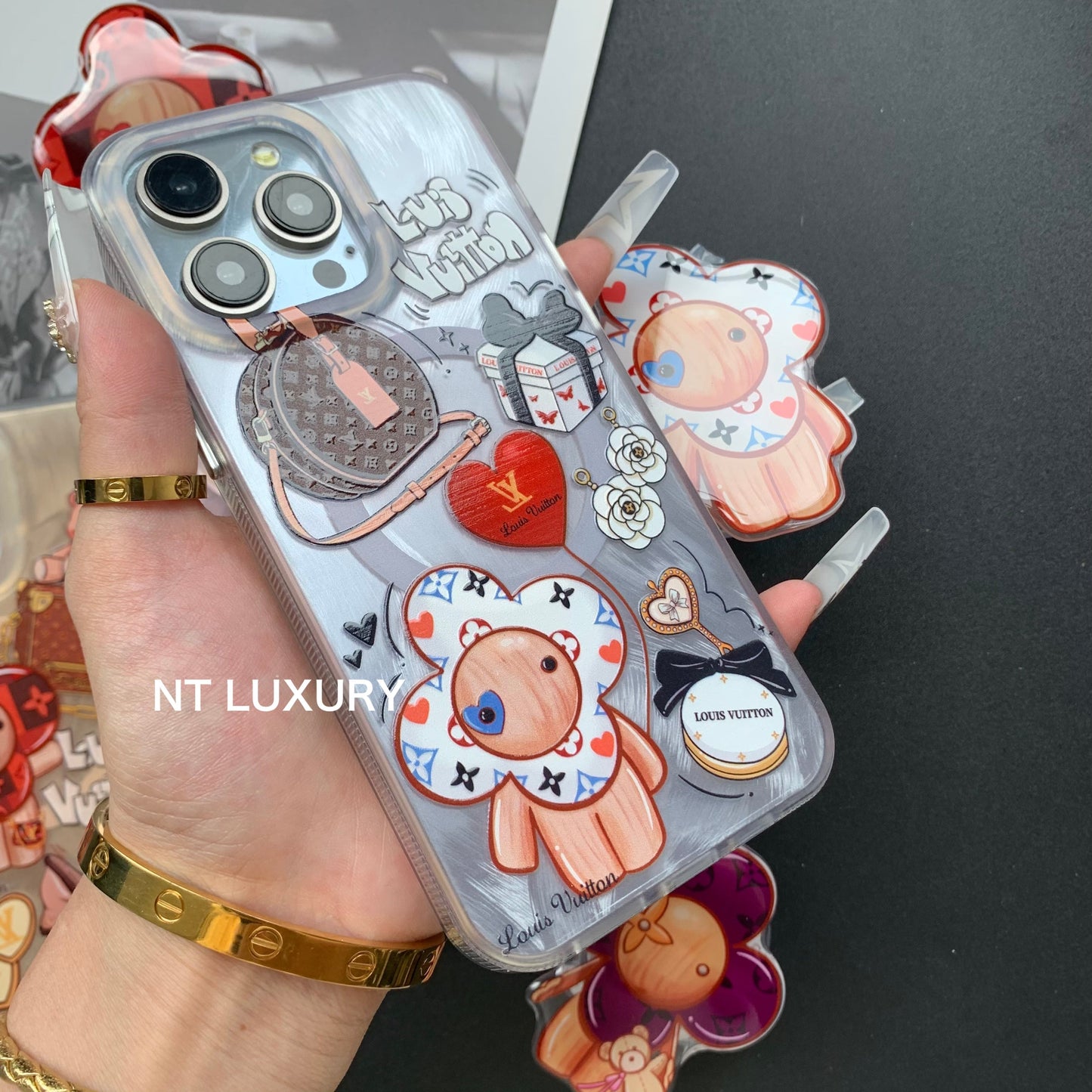 Fancy Furry Love Design With MagSafe Holder
