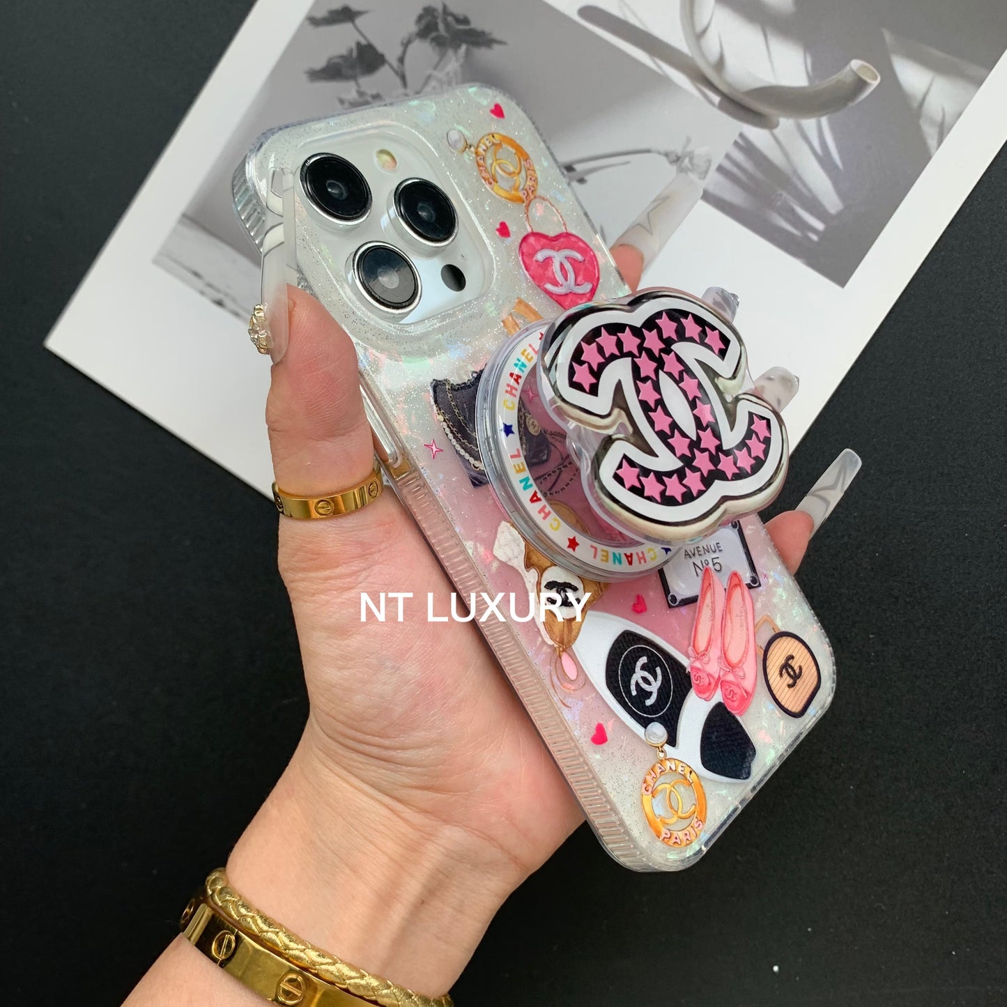 Painting Star C Girl Phone Case with MagSafe Holder