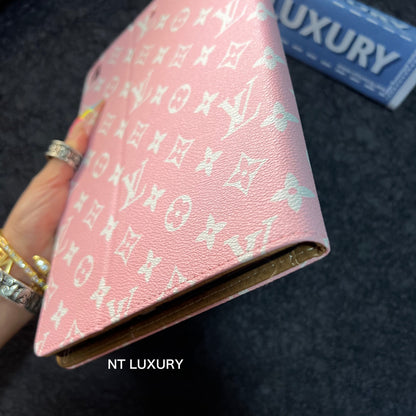 Funda bonita y elegante para iPad (Amor rosa)