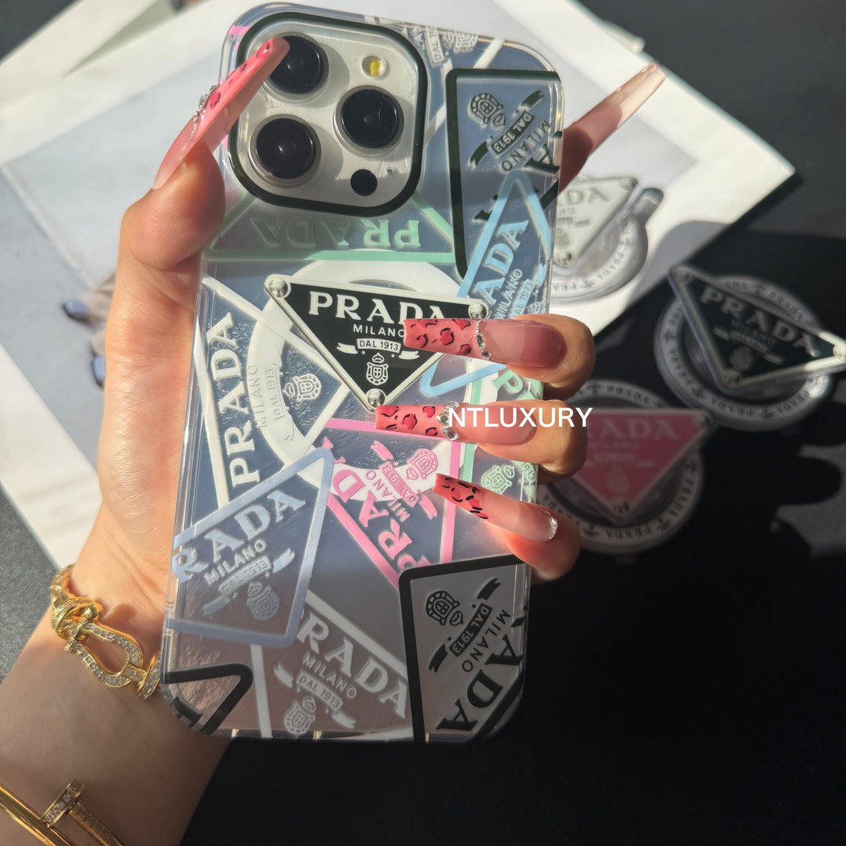 Coque iPhone Motif PP avec Support Magsafe