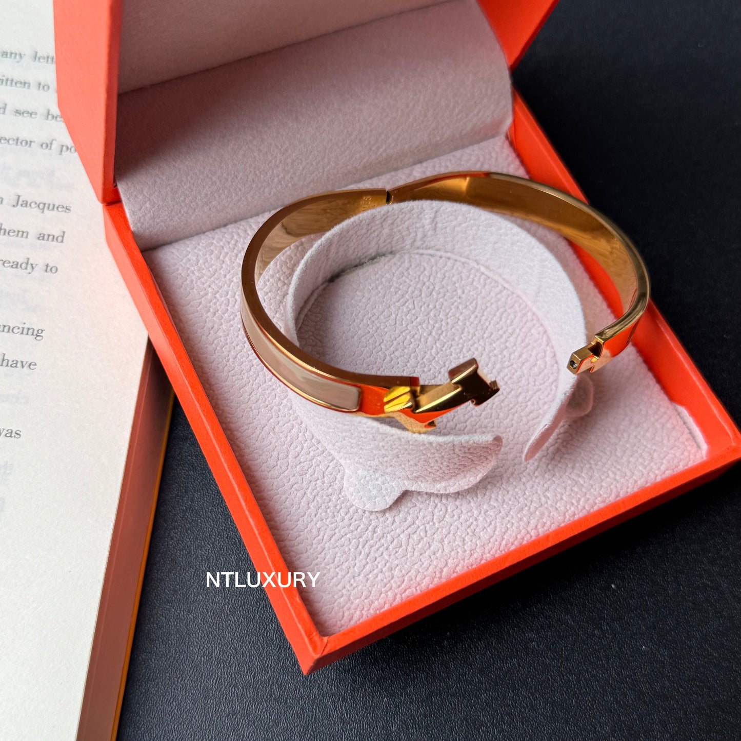 Slim Hot Girl Bracelet