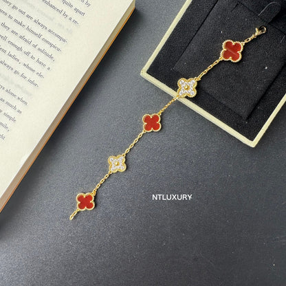 Shell Girl & Shining Leaves Bracelet (Red)