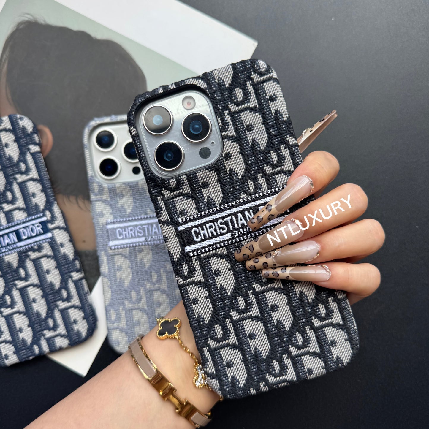 Traditional Dove Phone Case