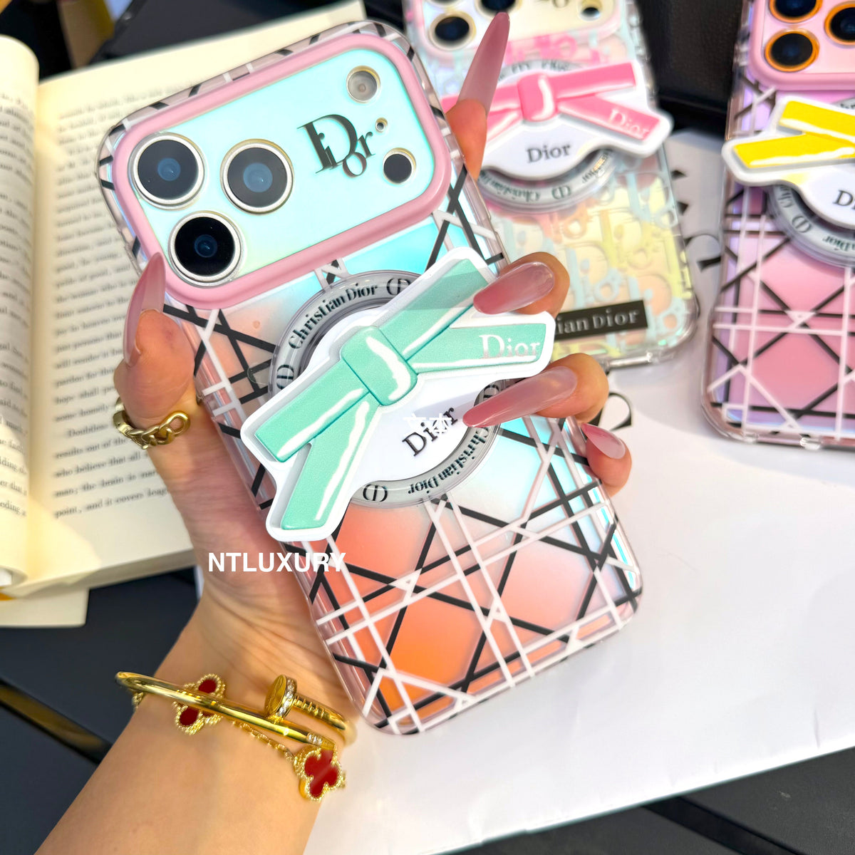 Chameleon Dove Magsafe Phone Case with Bow Knot Holder