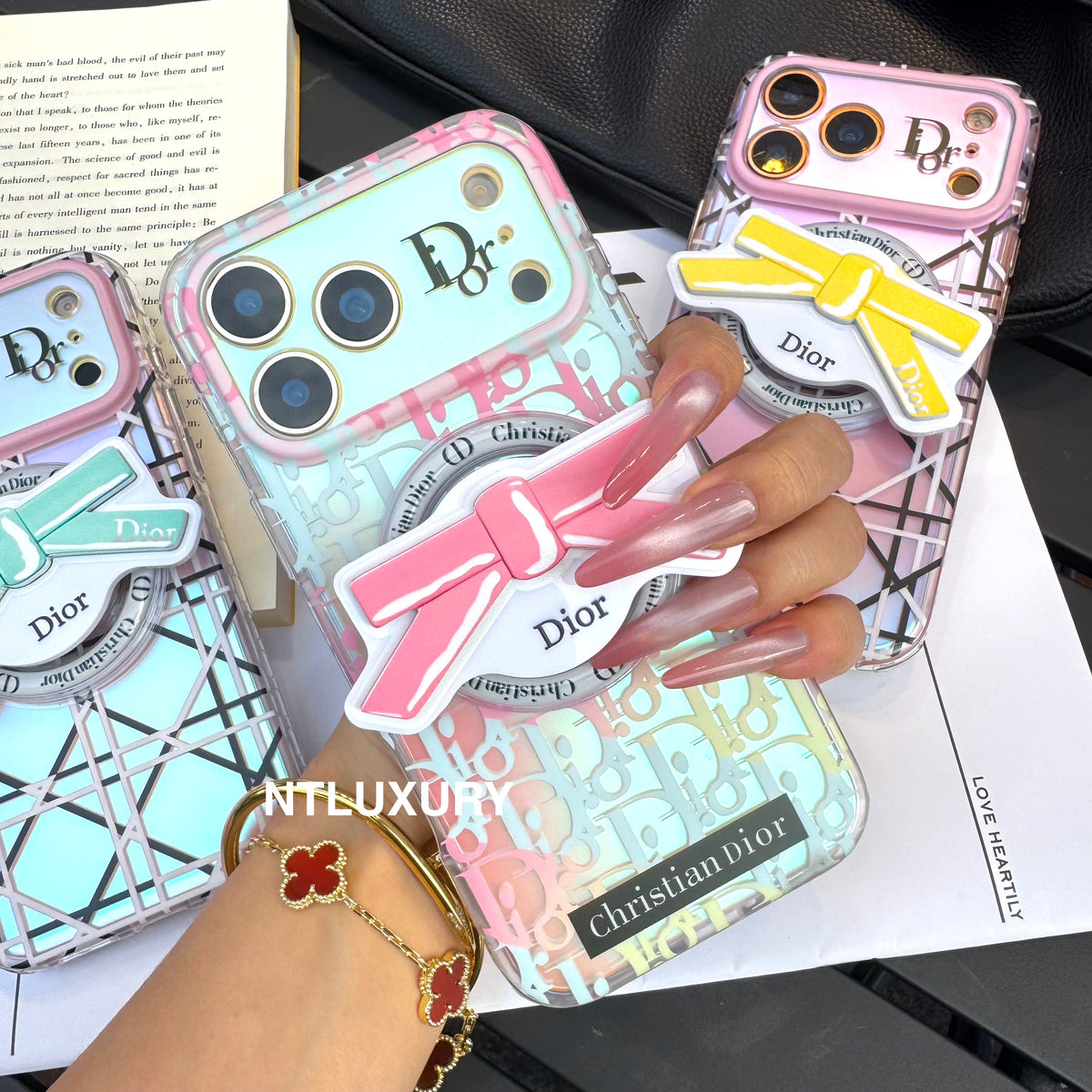 Chameleon Dove Magsafe Phone Case with Bow Knot Holder