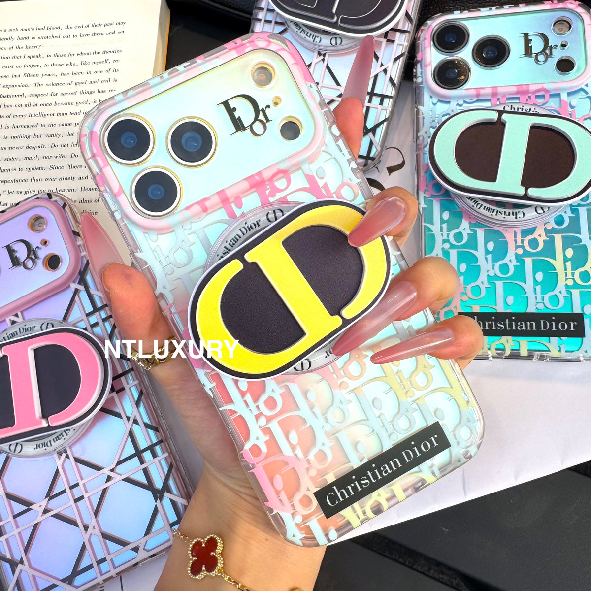 Chameleon Dove Magsafe Phone Case with CD Holder