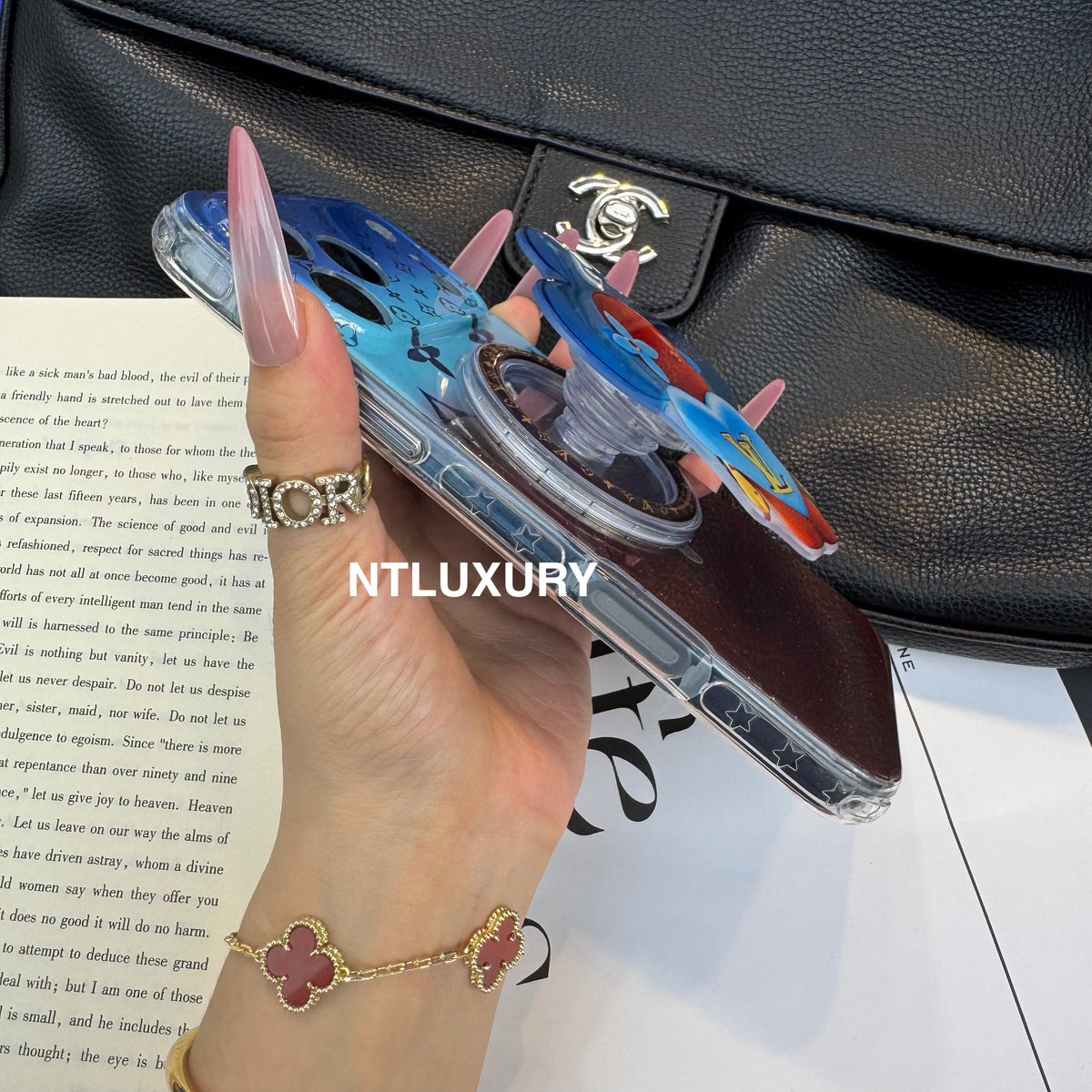 Ombre Love Magsafe Phone Case with Dolls Holder