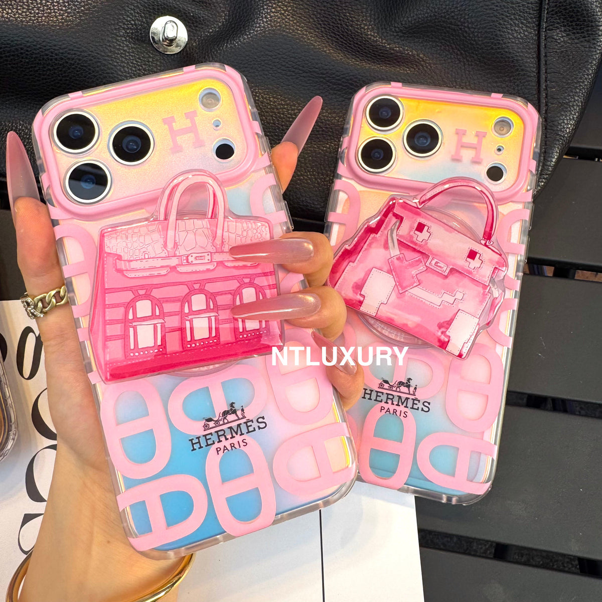 Chameleon Horse Magsafe Phone Case with Doll Bag Holder