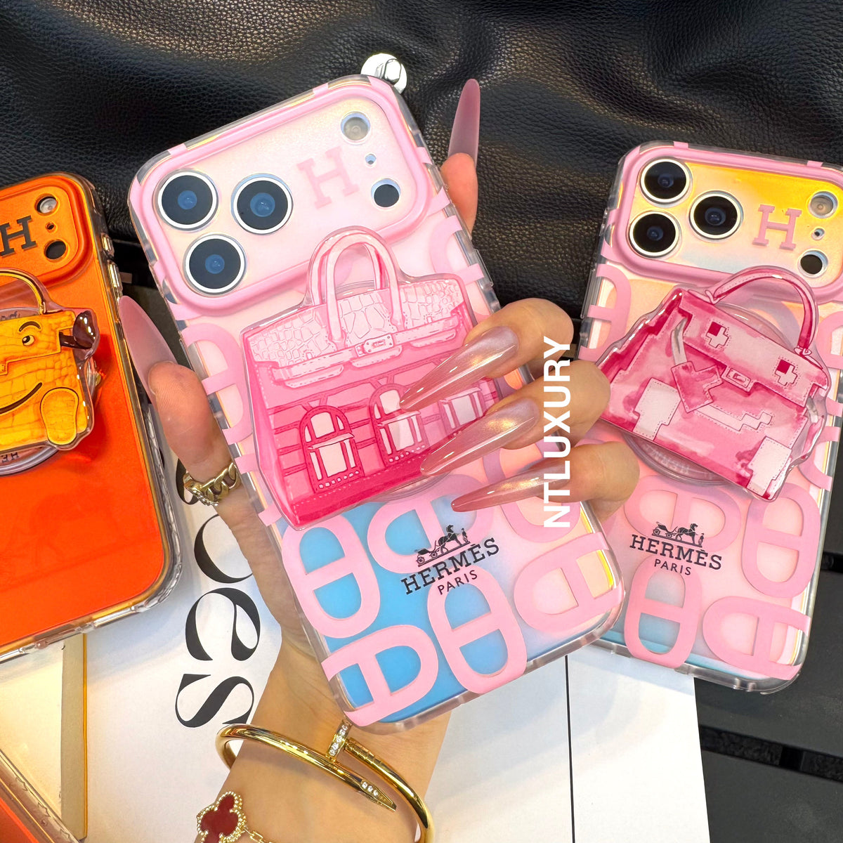Chameleon Horse Magsafe Phone Case with Doll Bag Holder