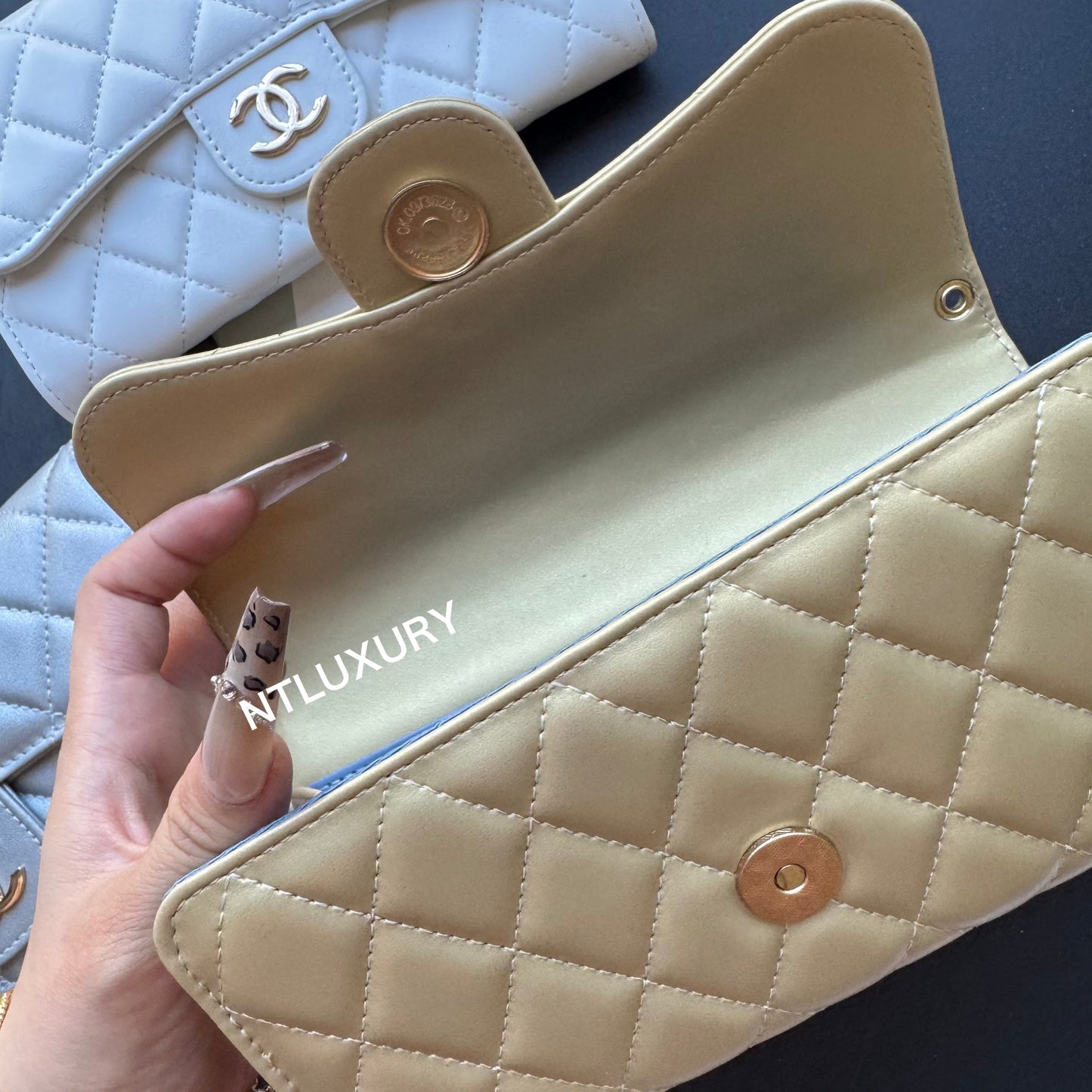 Coco Fine Large Wallet with Chain (Glossy 8 Color)