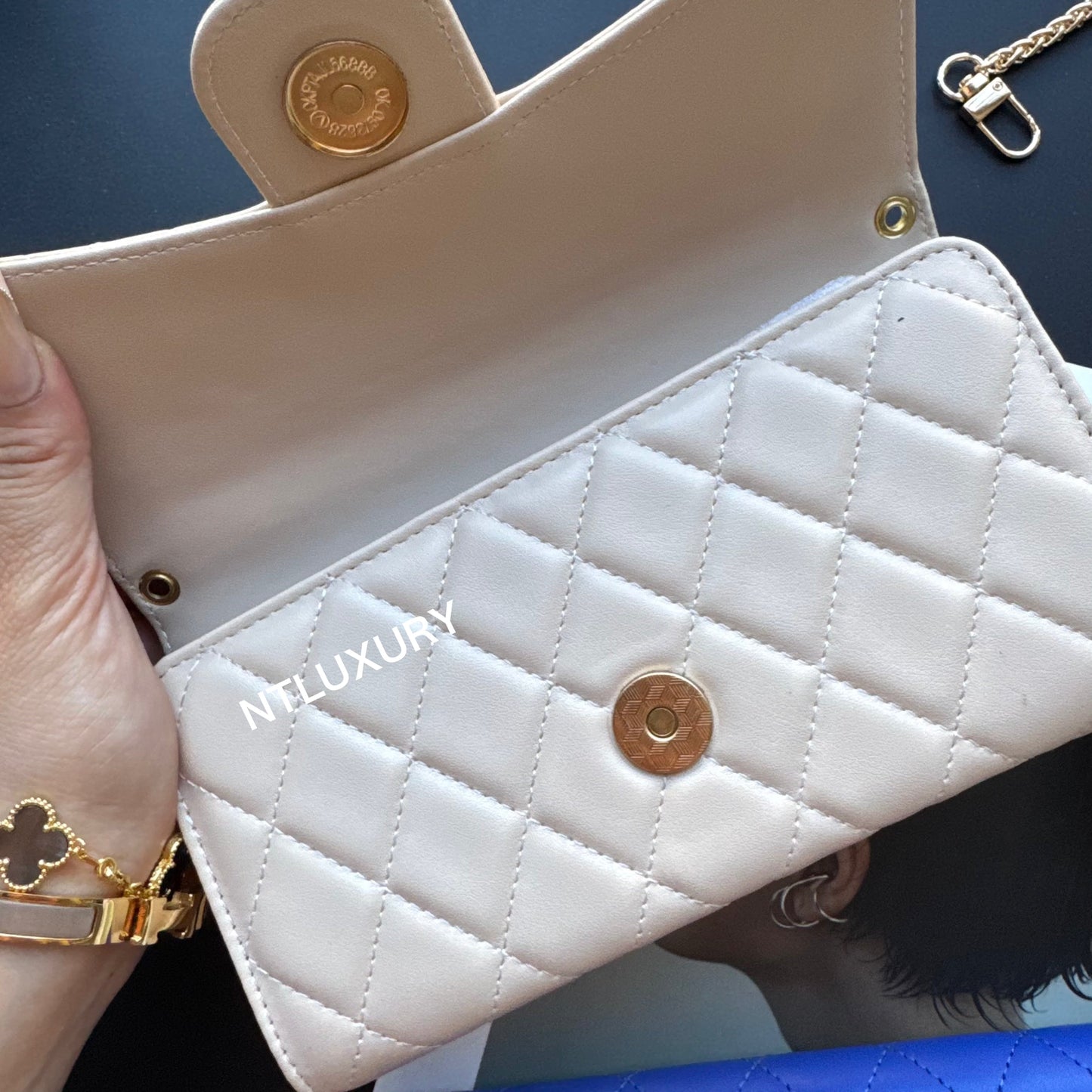 Coco Fine Large Wallet with Chain (Glossy 8 Color)