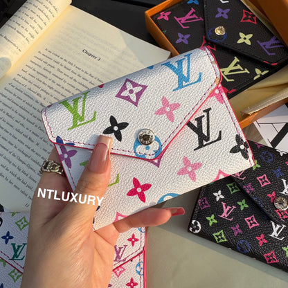 Traditional Design Love Cute Wallet (Black & White)