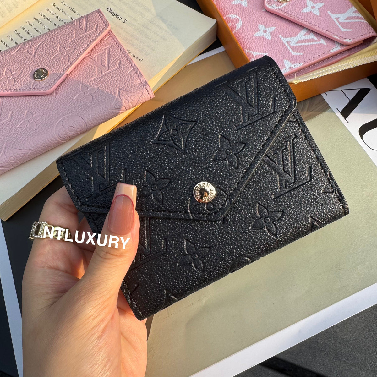 Traditional Design Love Cute Wallet ( Press Floral )