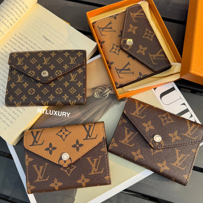 Traditional Design Love Cute Wallet (Traditional)