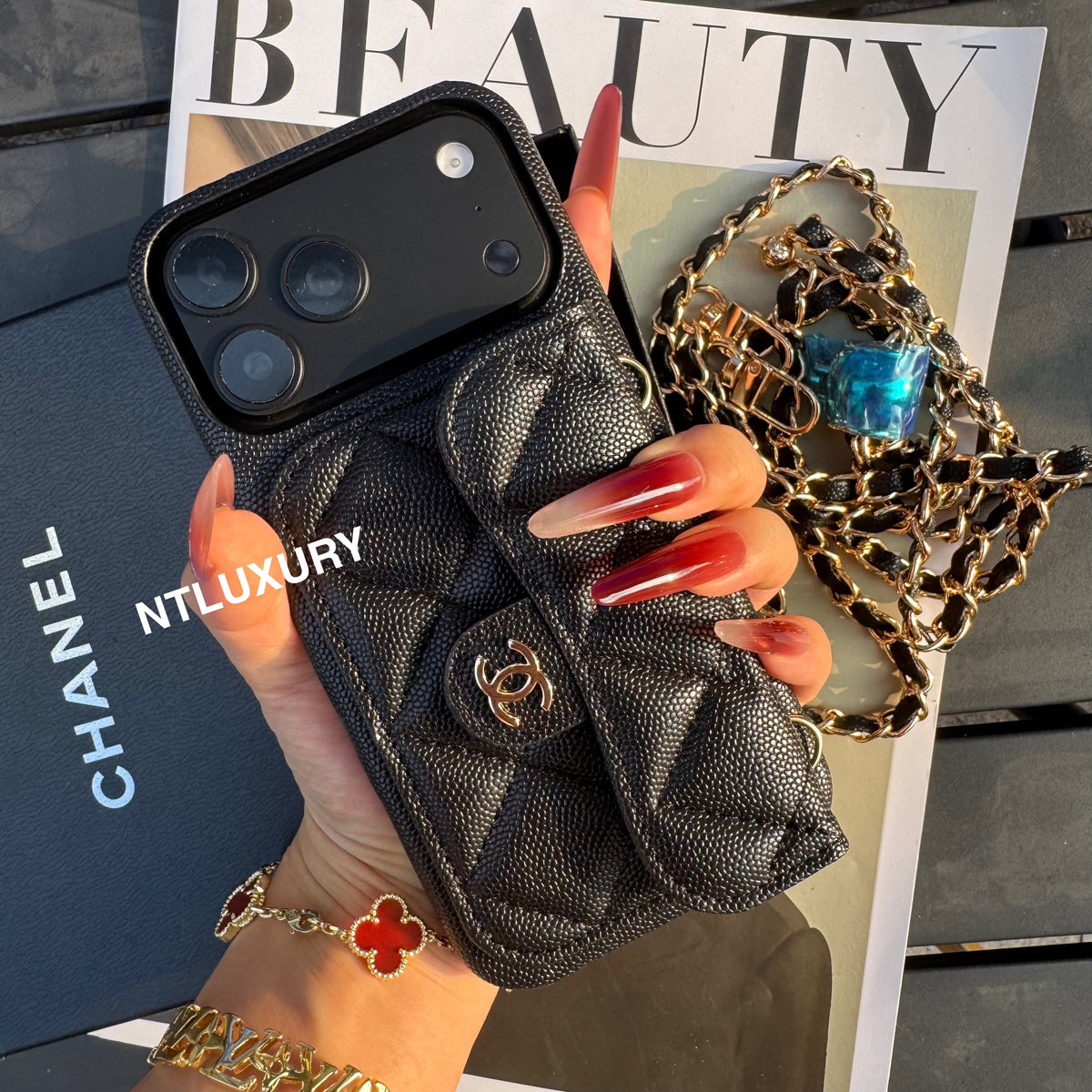 Classic CC Design Phone Case with Long Strap (COME WITH BOX) -10 Color