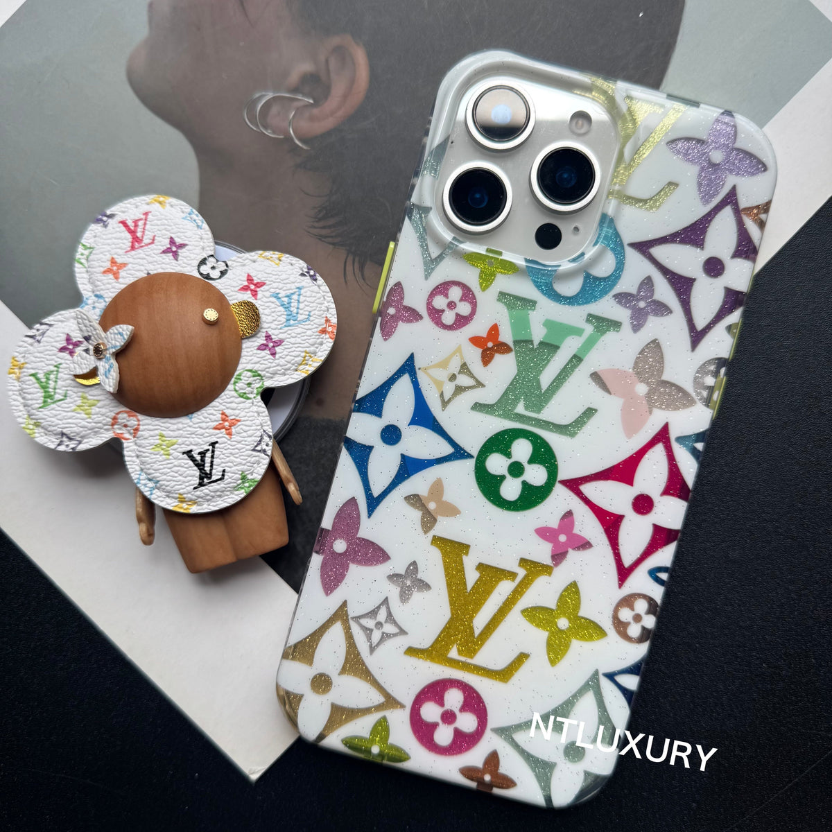 White Love Phone Case with Magsafe Holder