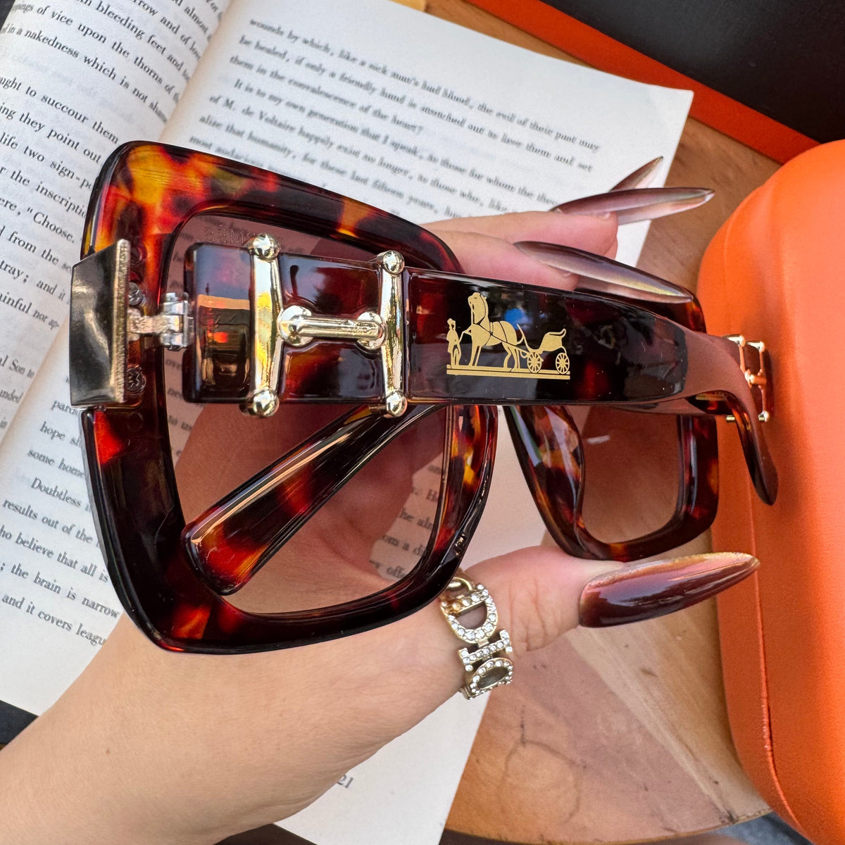 Horse Full Frame Letter Cool Sunglasses