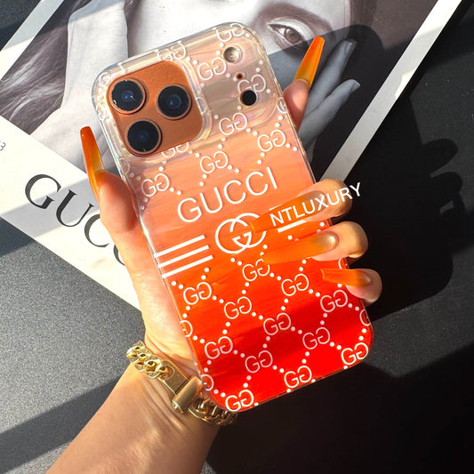 Coque de téléphone orange (bonne)