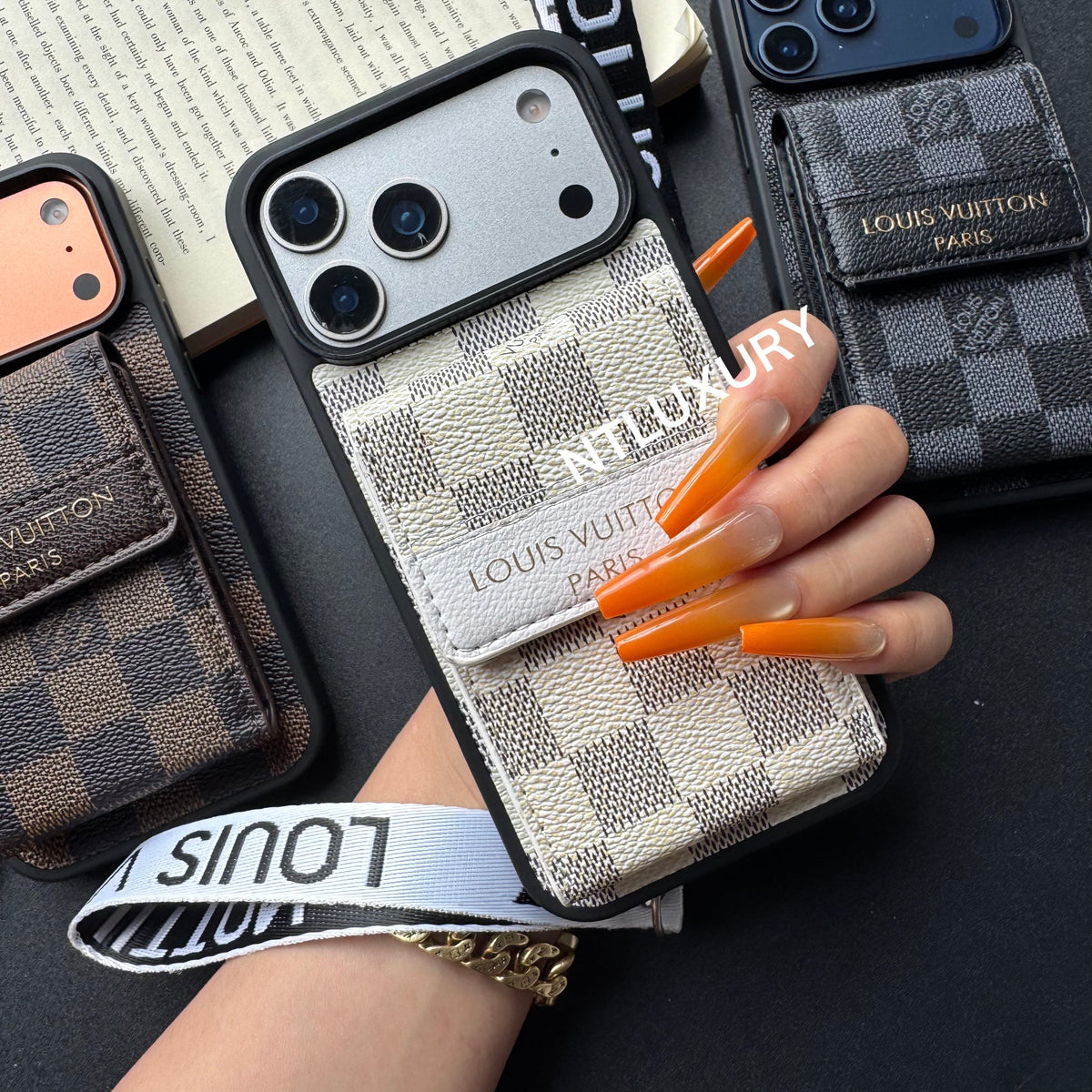 Nouvelle coque de téléphone fantaisie traditionnelle avec porte-monnaie et rayures (treillis)