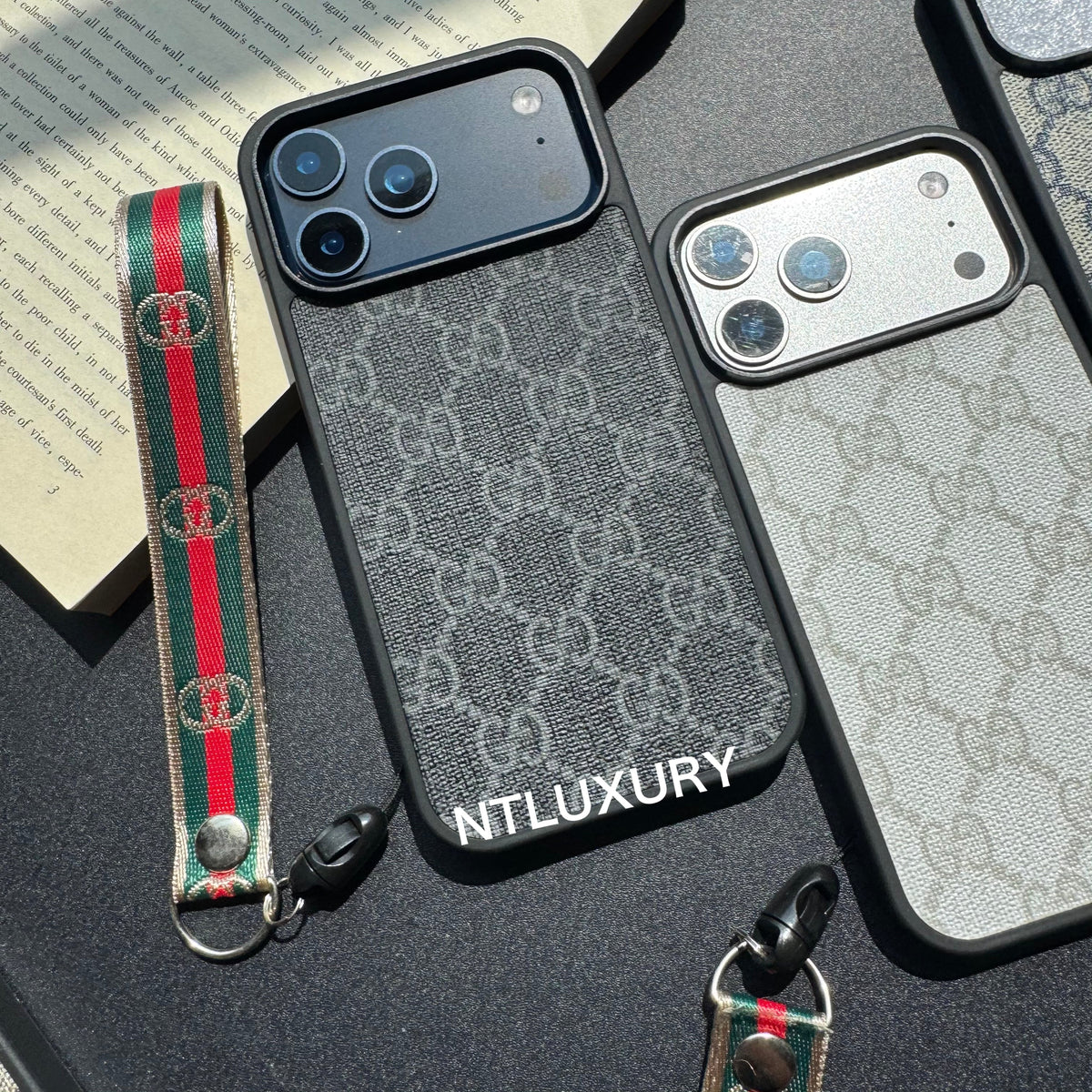Neue schicke traditionelle Handyhülle mit Streifen (gut)