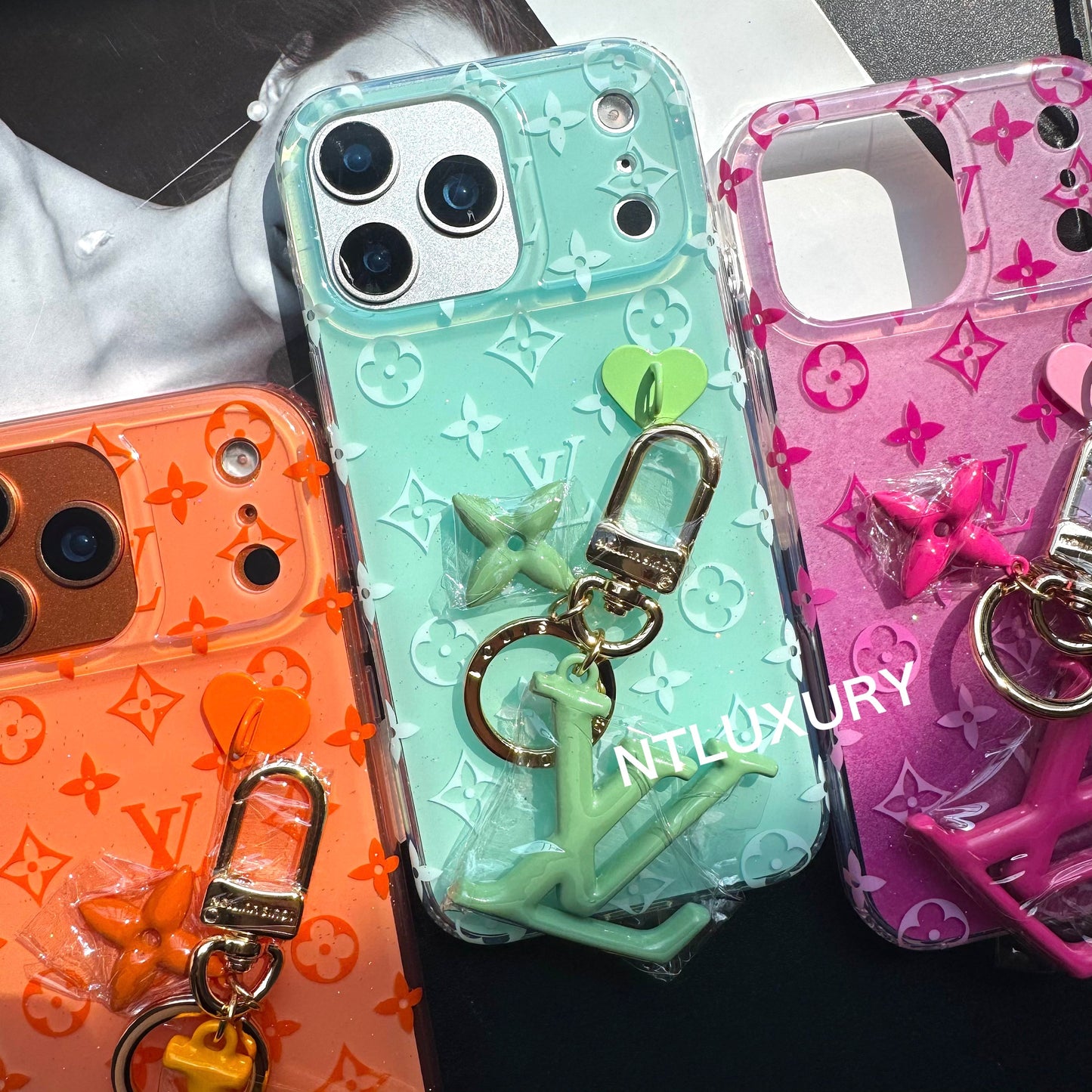 Orange Color Love Phone Case With Pendant